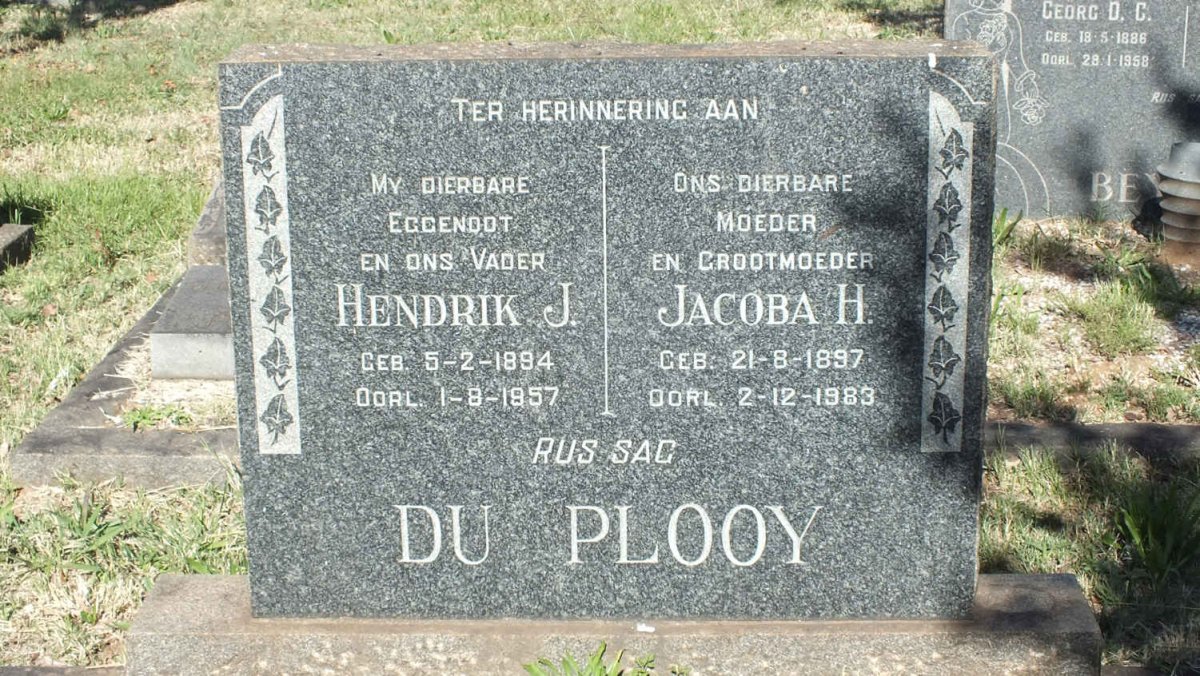 PLOOY Hendrik J., du 1894-1957 &amp; Jacoba H. 1897-1983