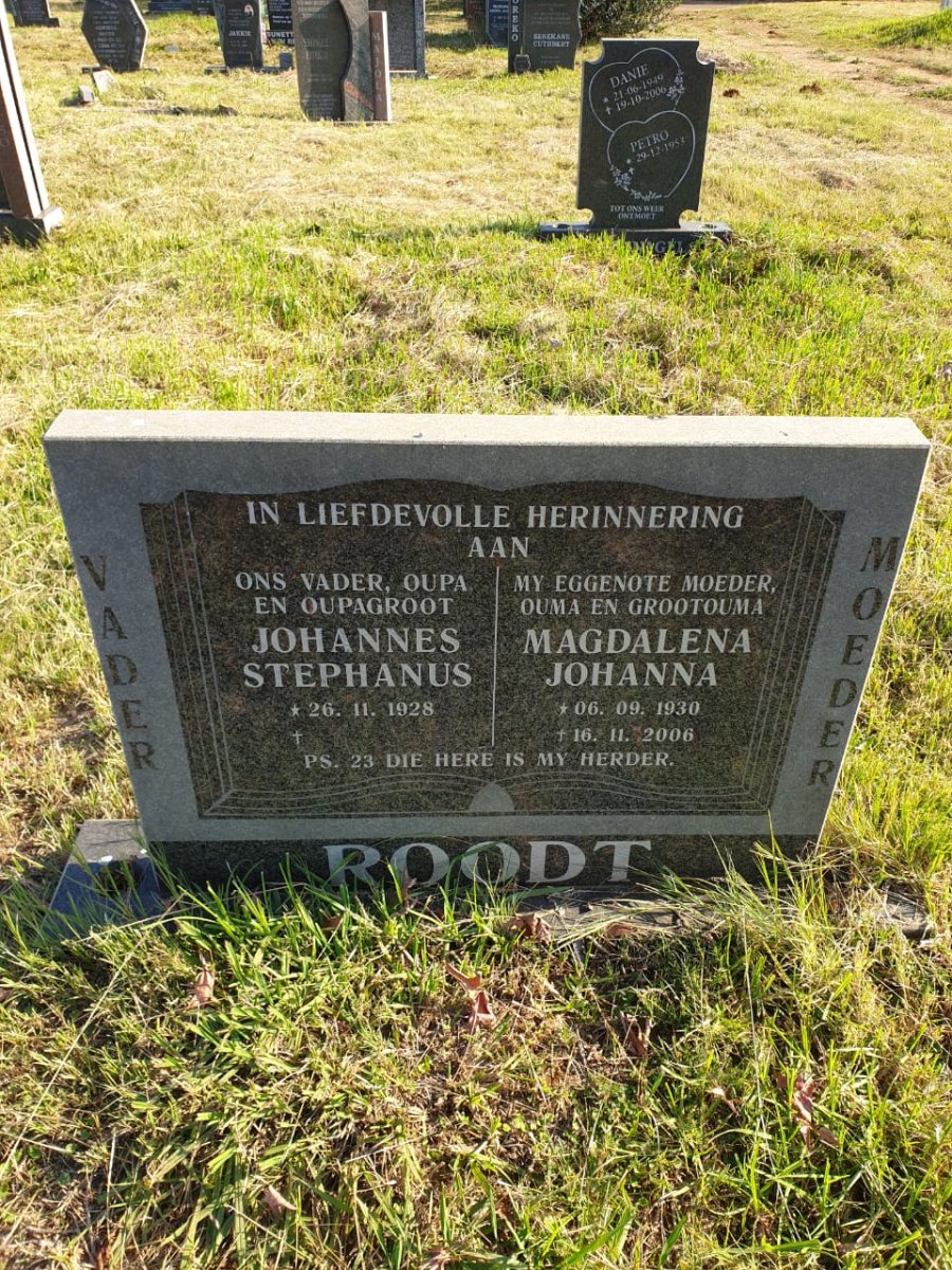 ROODT Johannes Stephanus 1928- &amp; Magdalena Johanna 1930-2006