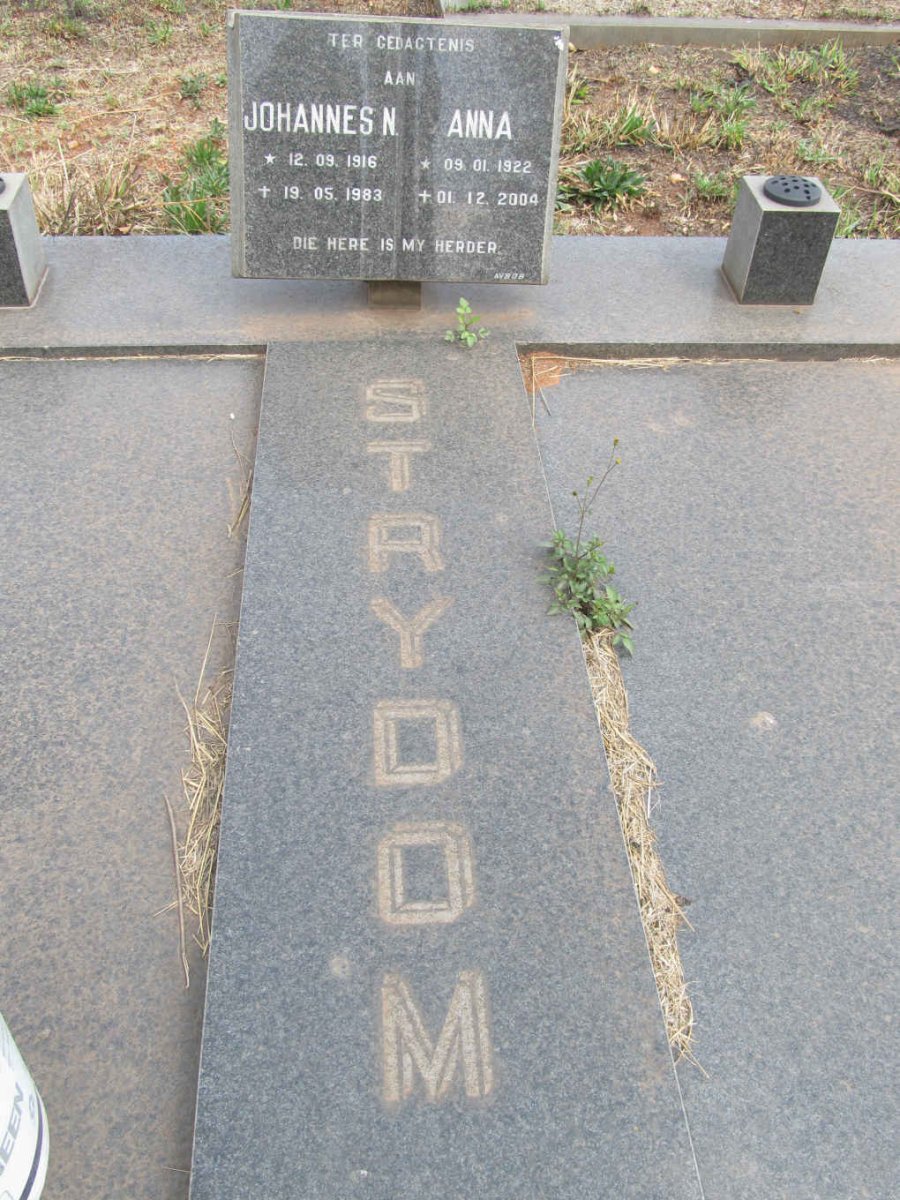 STRYDOM Johannes N. 1916-1983 &amp; Anna 1922-2004