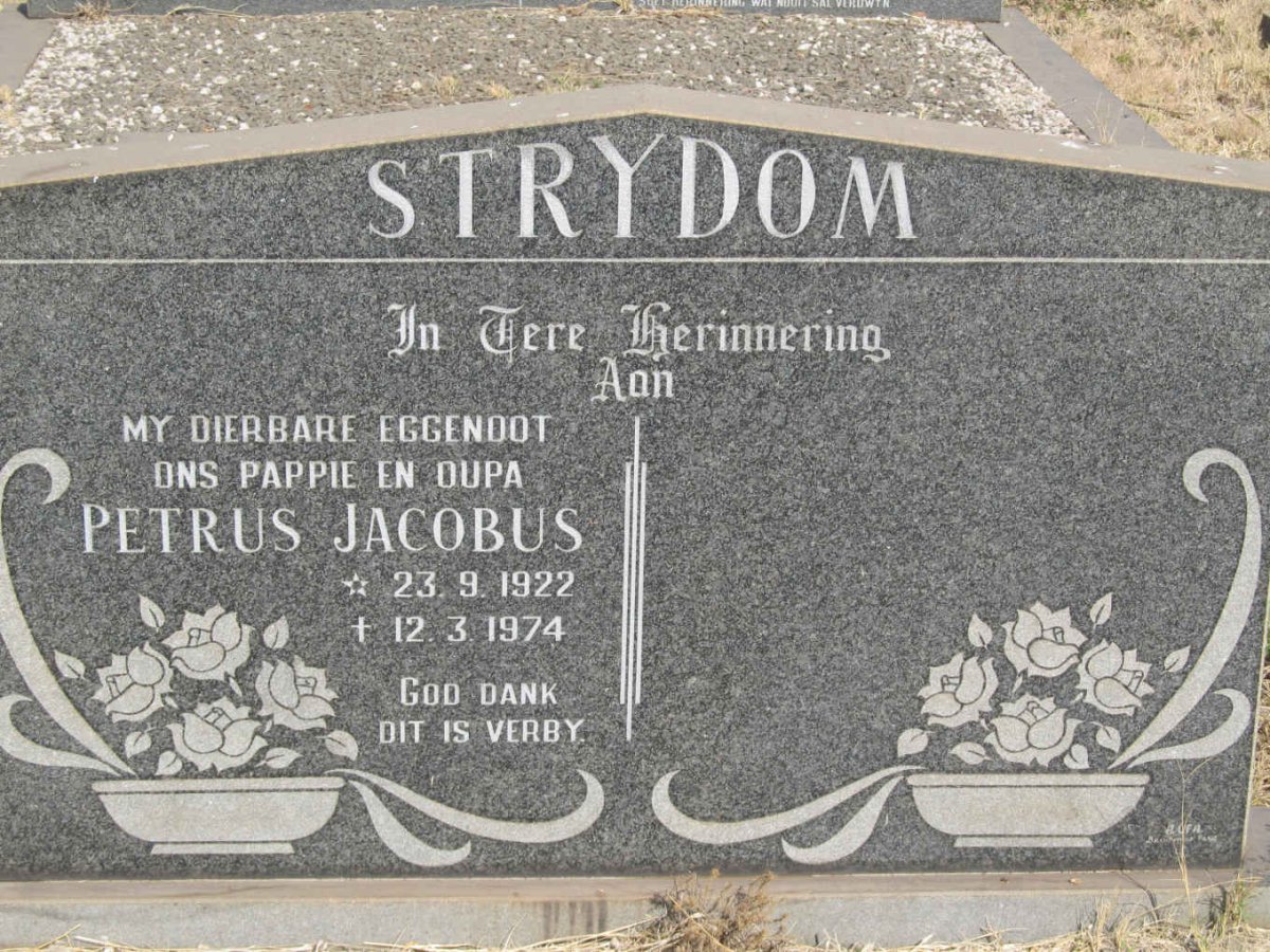 STRYDOM Petrus Jacobus 1922-1974