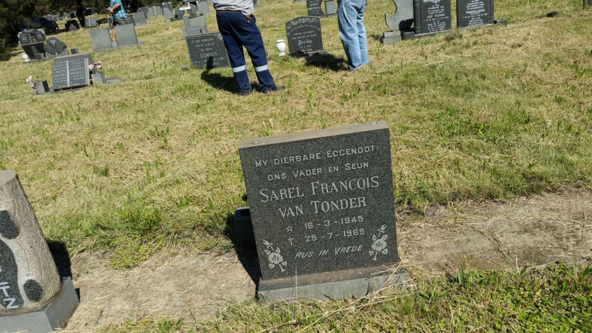 TONDER Sarel Francois, van 1945-1985