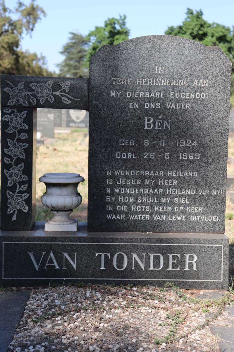 TONDER Ben, van 1924-1969