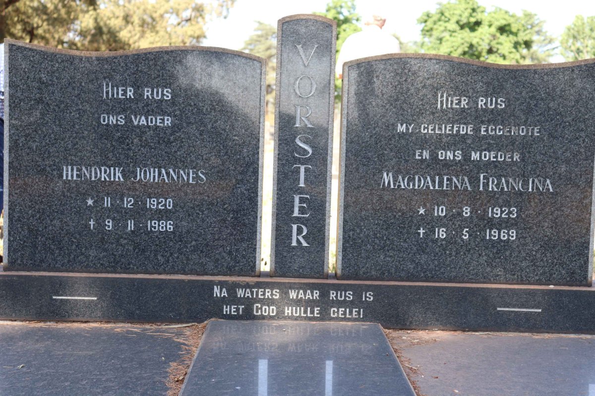 VORSTER Hendrik Johannes 1920-1986 & Magdalena Francina 1923-1969