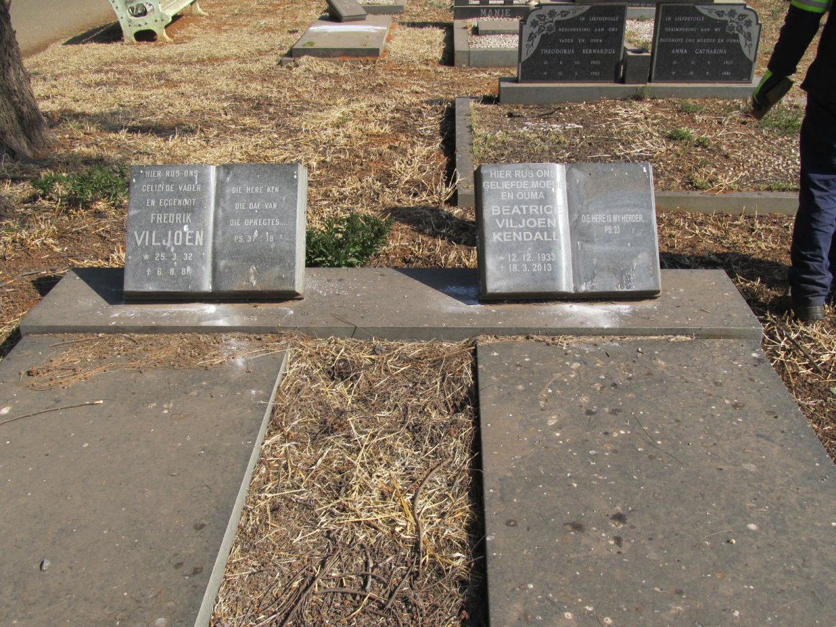 VILJOEN Fredrik 1932-1981 &amp; Beatrice KENDALL 1933-2013