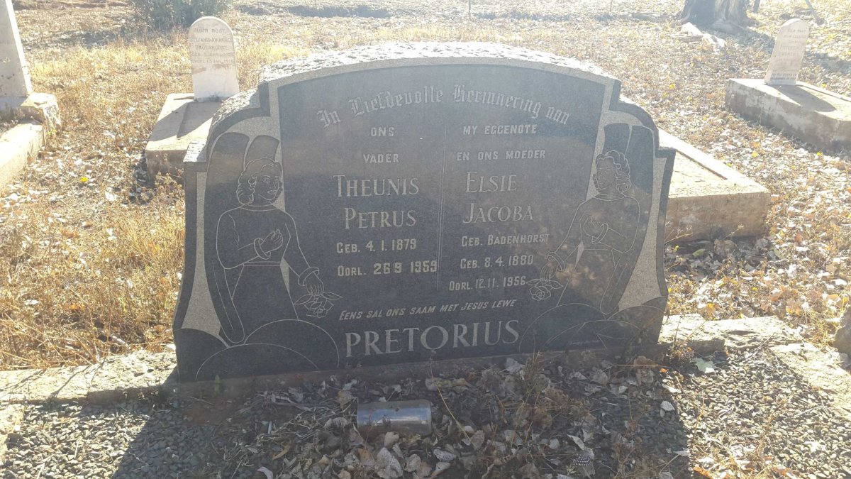 PRETORIUS Theunis Petrus 1879-1959 &amp; Elsie Jacoba BADENHORST 1880-1956