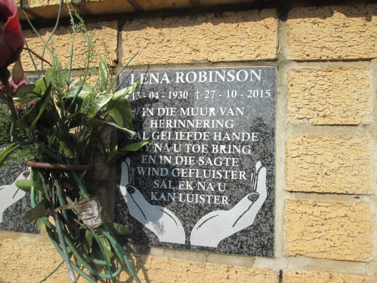ROBINSON Lena 1930-2015