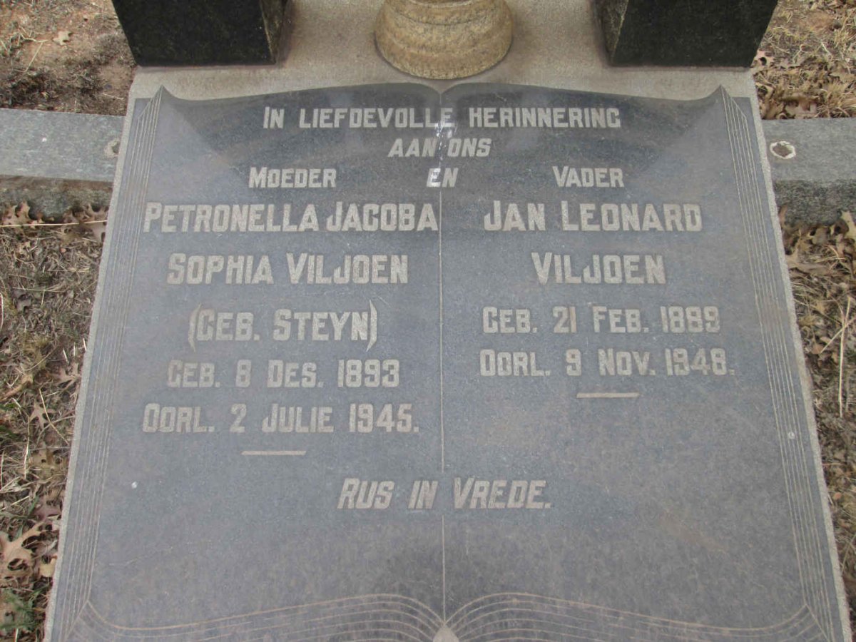 VILJOEN Jan Leonard 1889-1948 &amp; Petronella Jacoba Sophia STEYN 1893-1945