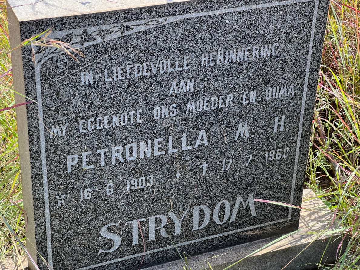 STRYDOM Petronella M.H. 1903-1969