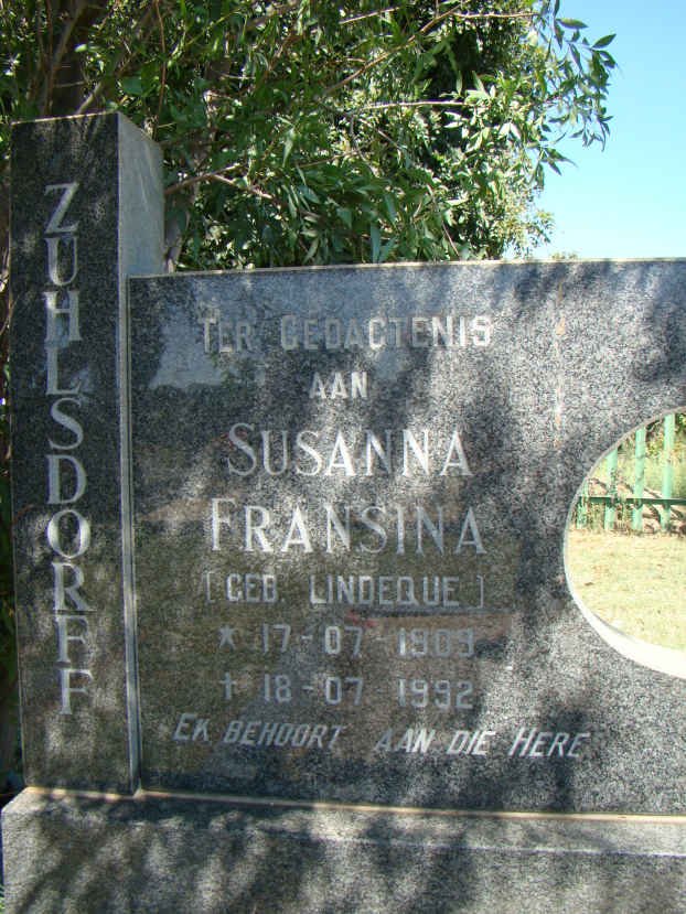 ZUHLSDORFF Susanna Fransina nee LINDEQUE  1909-1992