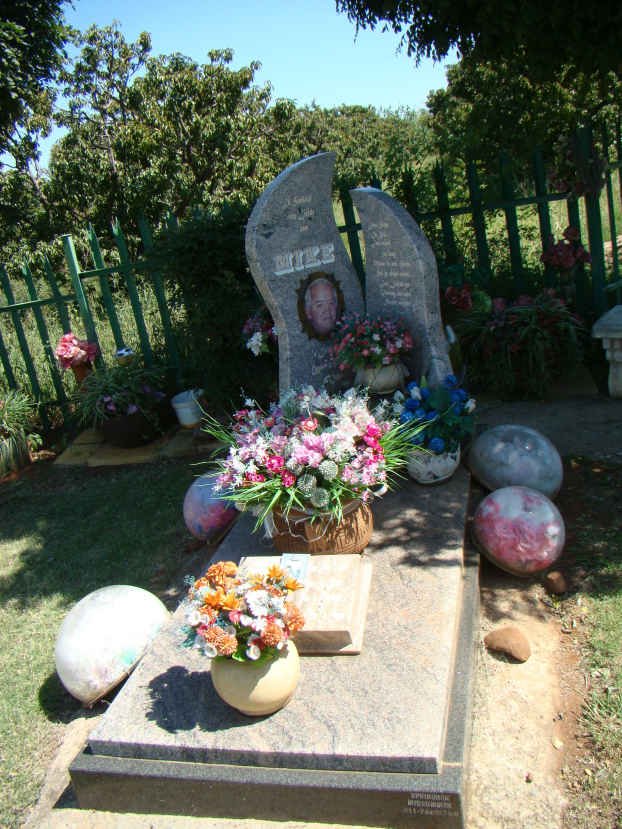 PLESSIS Daniel Jacobus, du 1929-2007 :: DU PLESSIS Michael Johannes 1937-2007