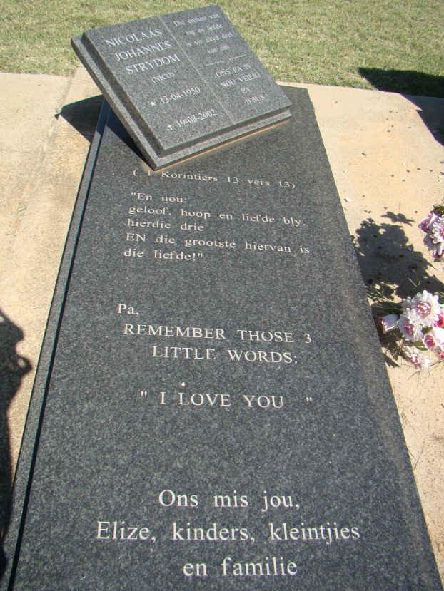 STRYDOM Nicolaas Johannes 1950-2002